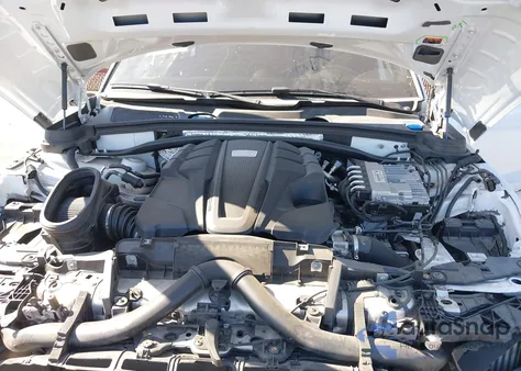 2019 Porsche Macan S from USA, damaged, VIN WP1AB2A59KLB32694